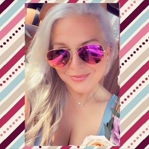 Meet your Posher, Krystal